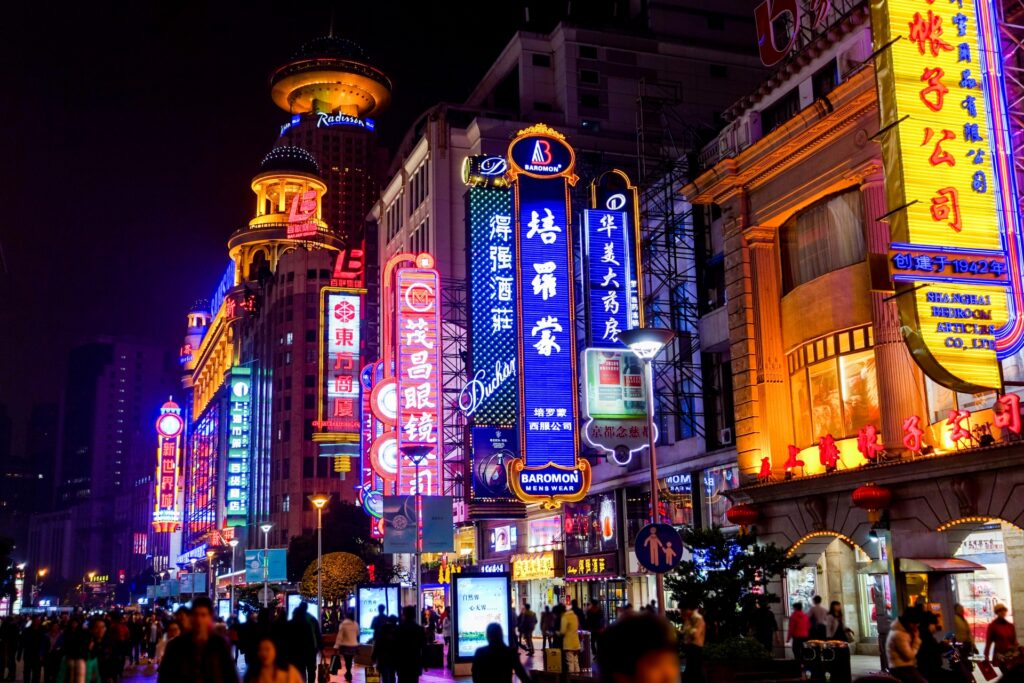 上海の乗り継ぎ観光でおすすめの南京東路