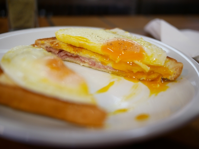 観光の合間におしゃれなカフェでほっと一息