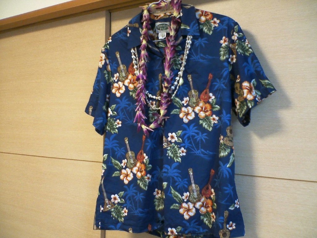 ハワイで羽織りたいアロハシャツ