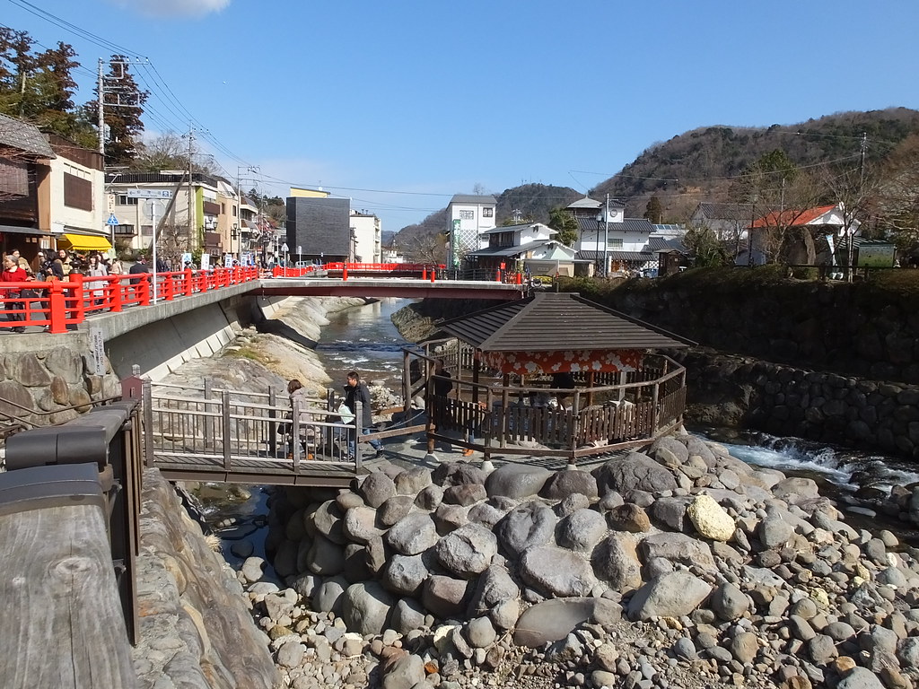 人々で賑わう修善寺温泉