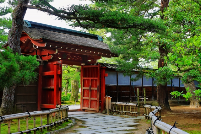 成巽閣に隣接する兼六園