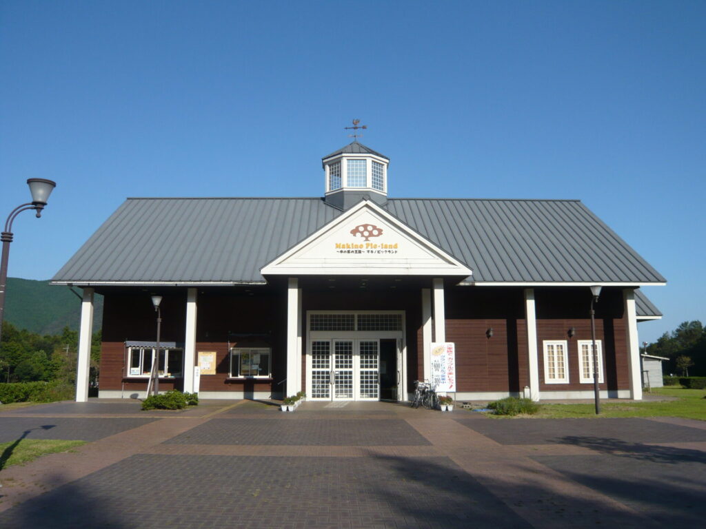 家族連れの琵琶湖観光で人気の農業公園「マキノピックランド」