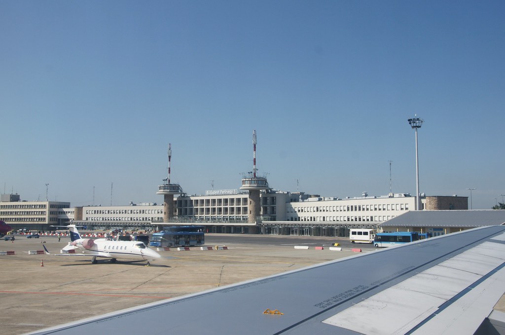 ブダペスト空港へのタクシーによるアクセス方法