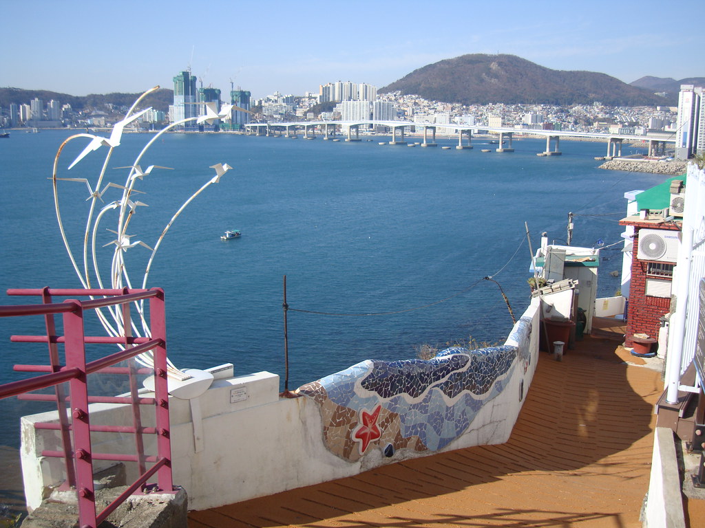 アートが楽しめるヒンヨウル文化村