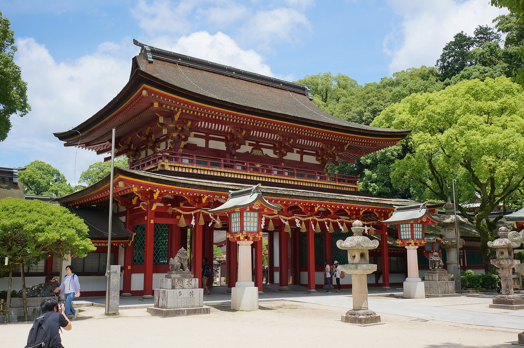 学問の神様として知られる太宰府天満宮