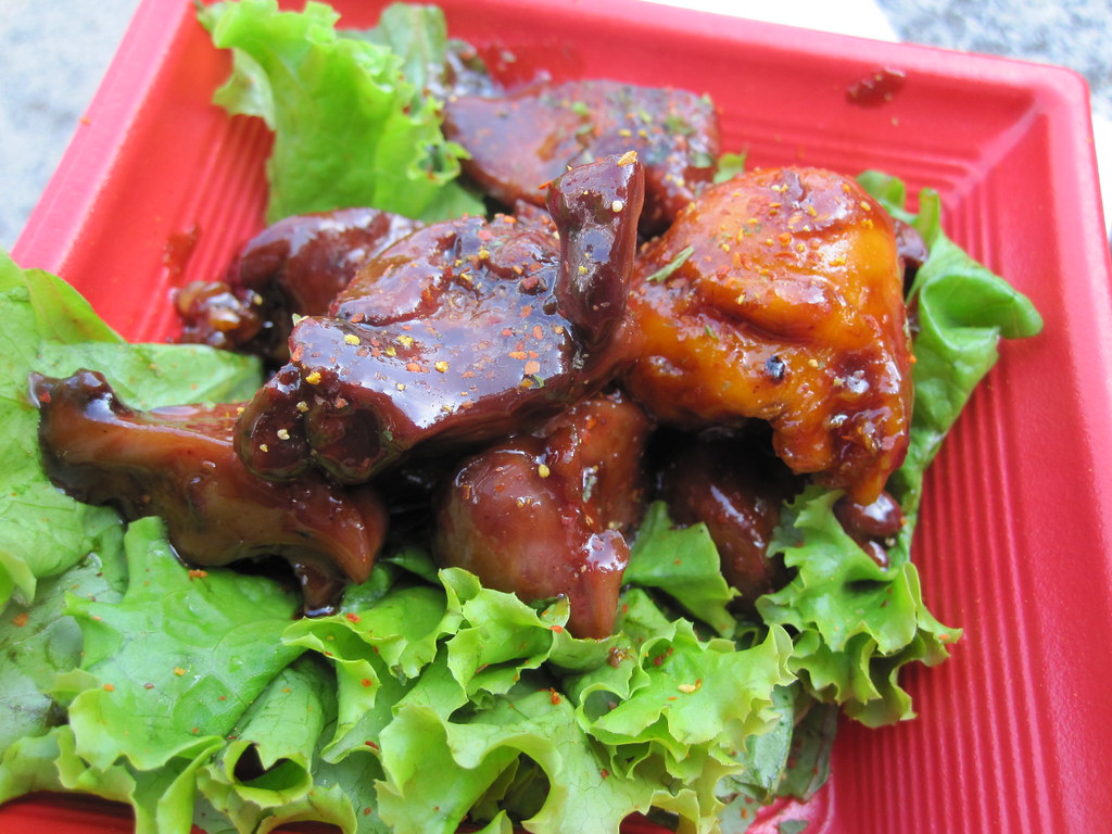 甲府名物鳥もつ煮の食べ歩き