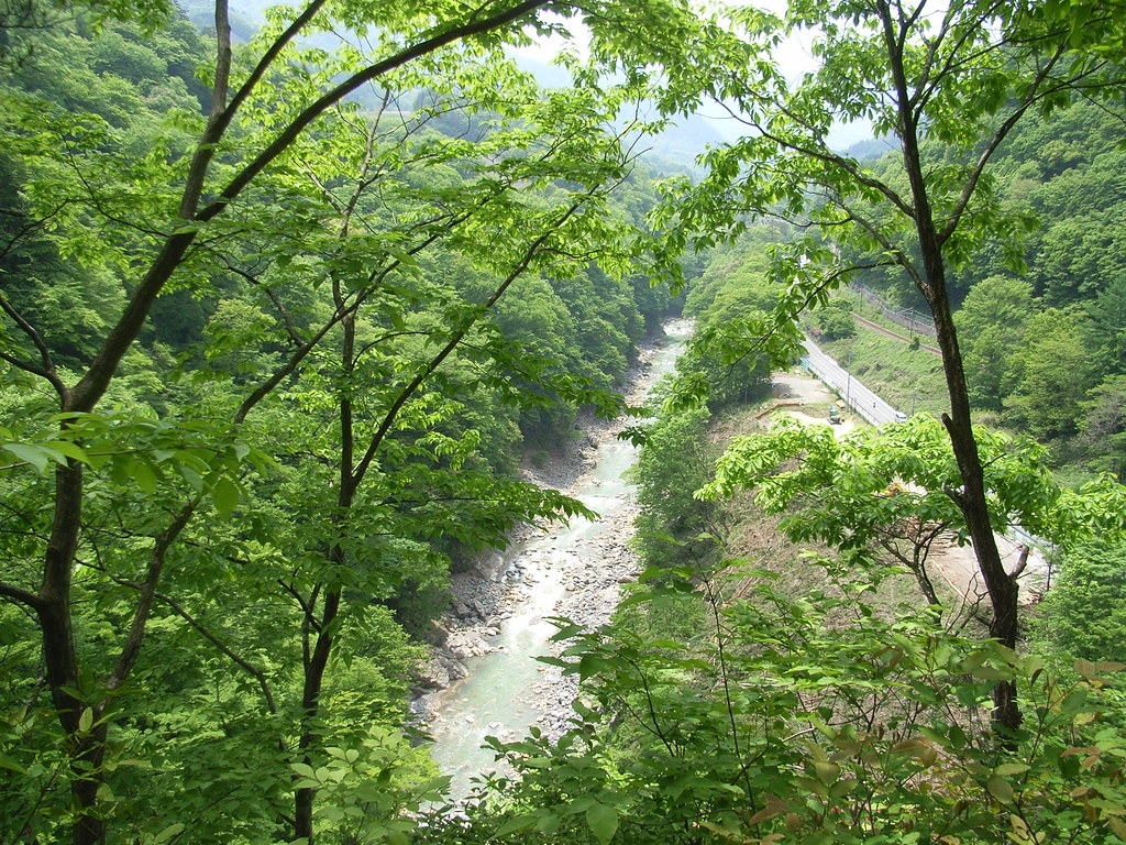 群馬県観光におすすめ吾妻峡のアガッタン