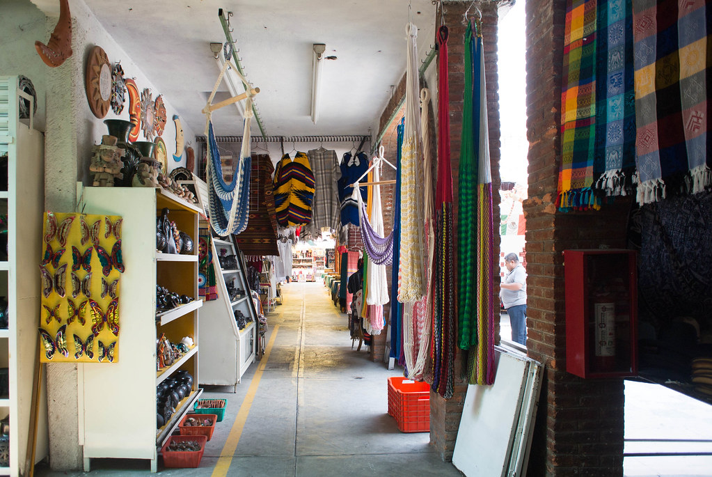 最適なショッピングスポットのシウダデラ市場