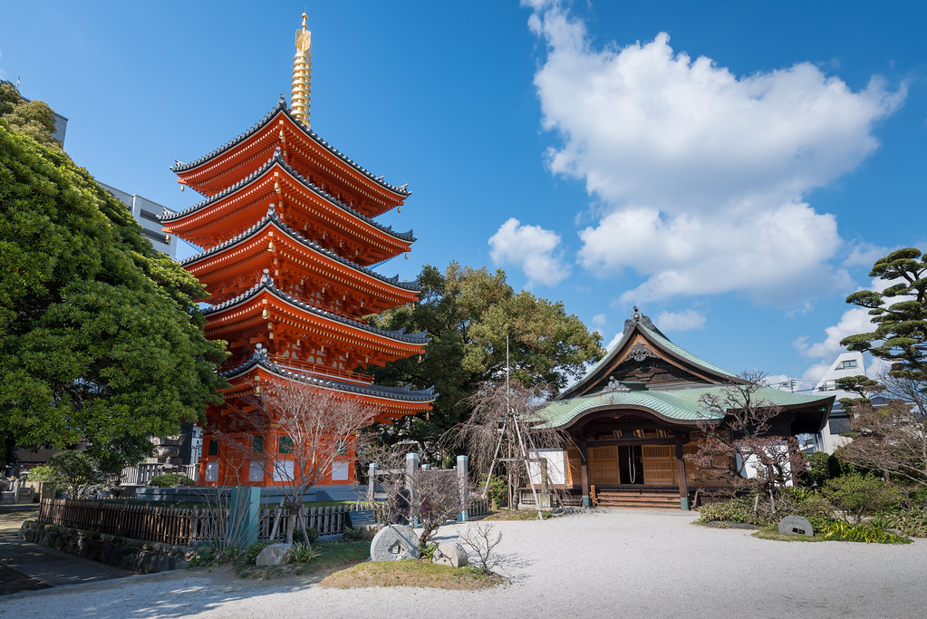 車なしの福岡観光に東長寺