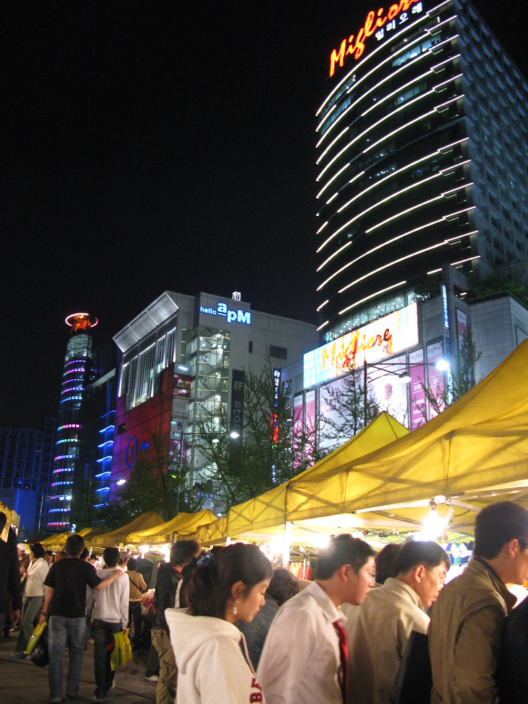 夜の東大門のイメージ画像