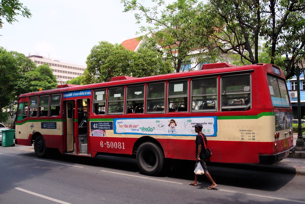 海外の路線バスのイメージ