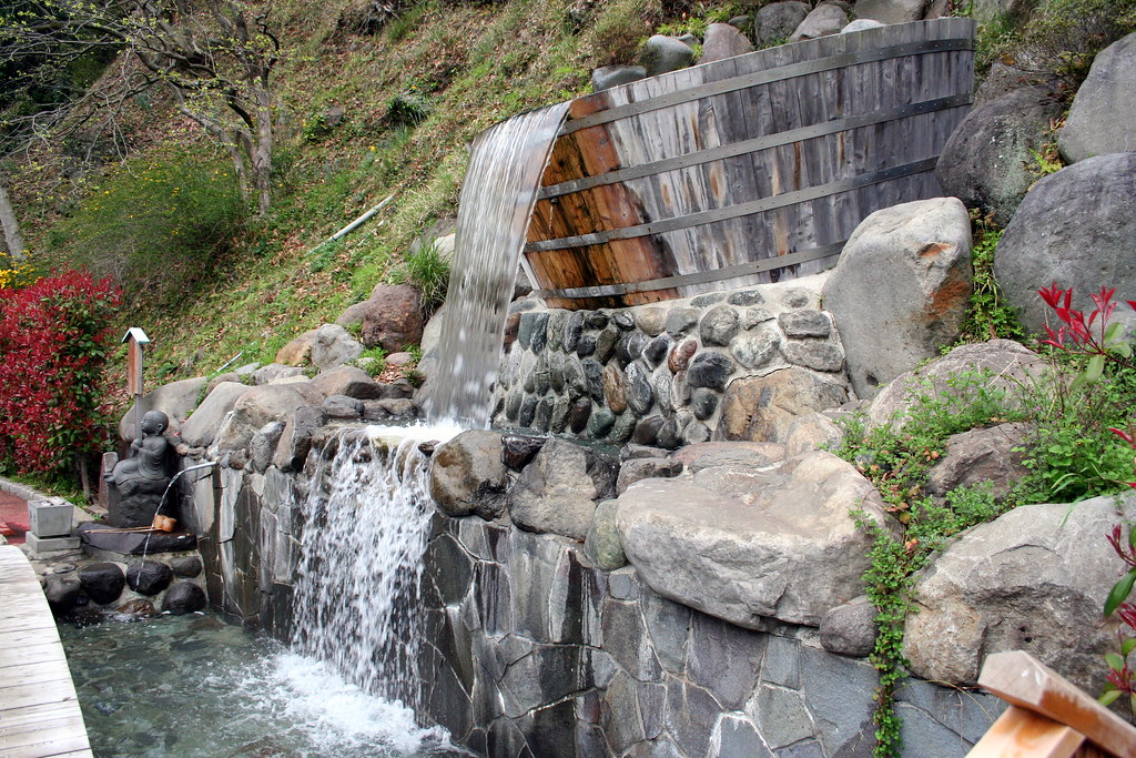 湯河原温泉郷の様子