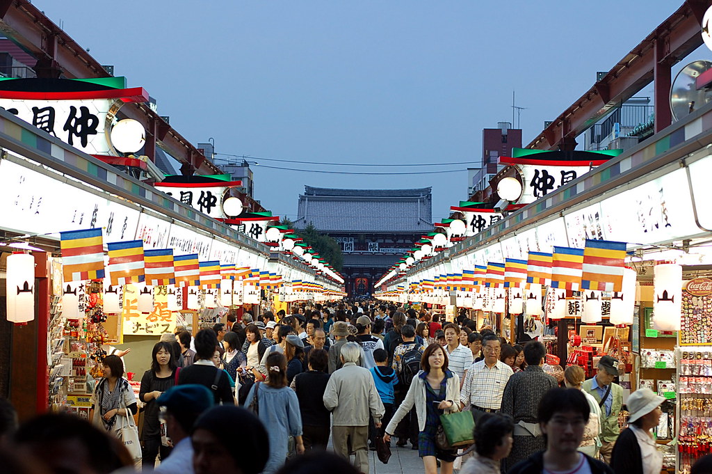善光寺の参道「仲見世通り」