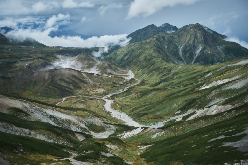 富山観光で訪れる立山