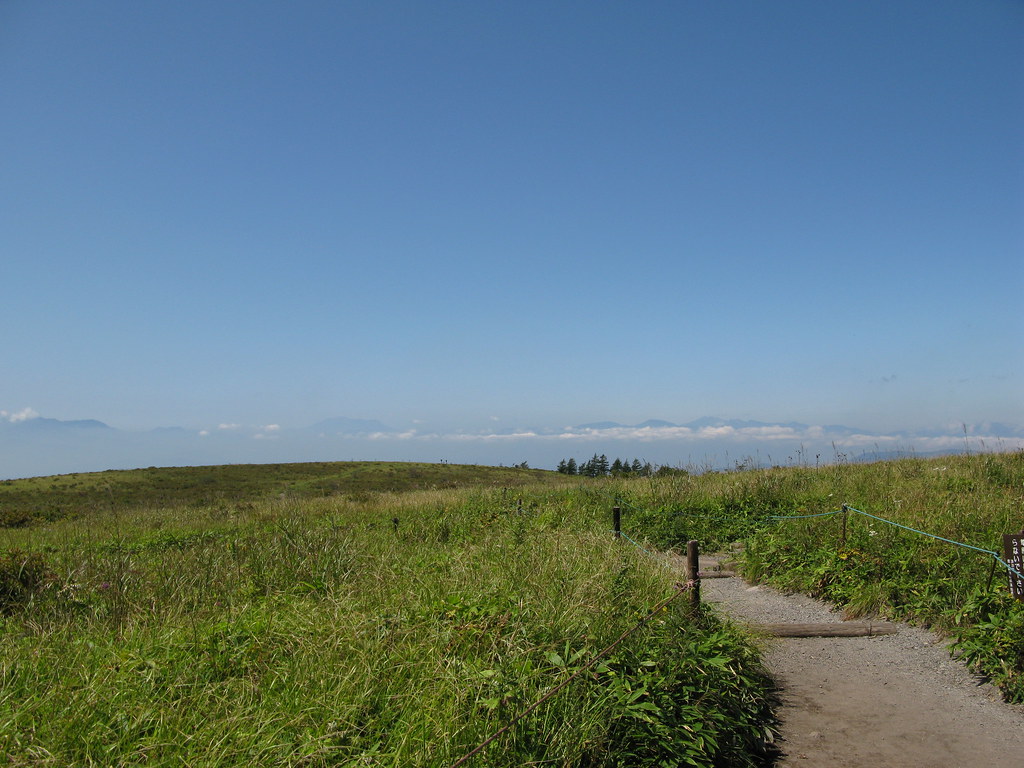 ハイキングやツーリングも楽しめる車山高原