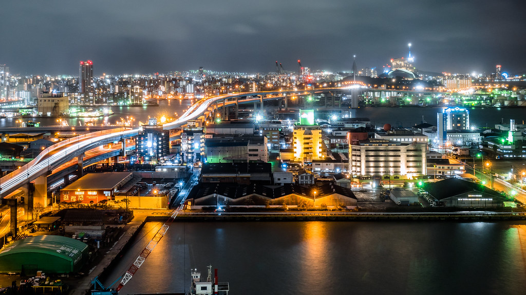 車なしの福岡観光モデルコース博多ポートタワー