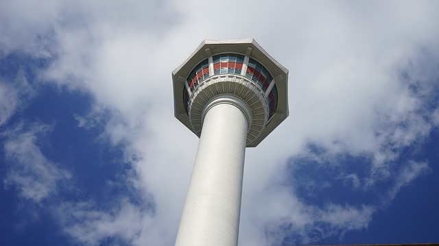 対策KW「晴れた日の釜山タワー」