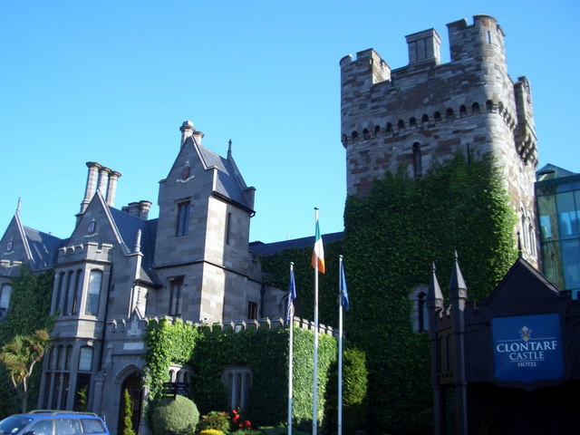 歴史あるクロンターフ キャッスルホテル