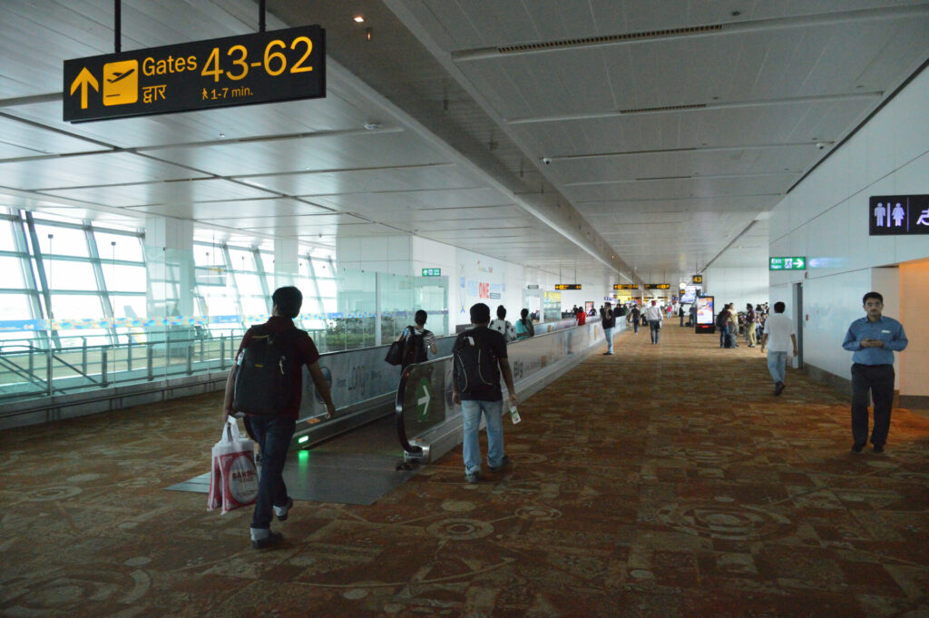 デリー空港内