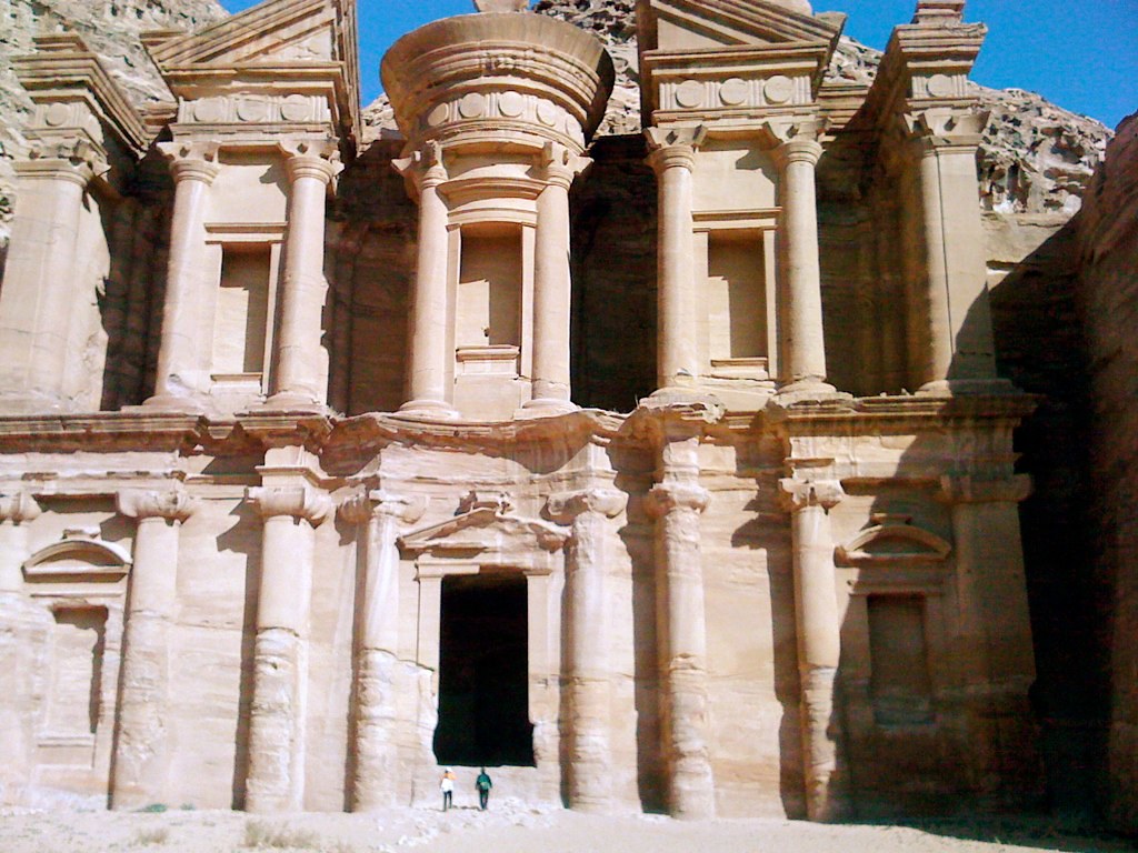 ペトラ遺跡の修道院（エドディル）
