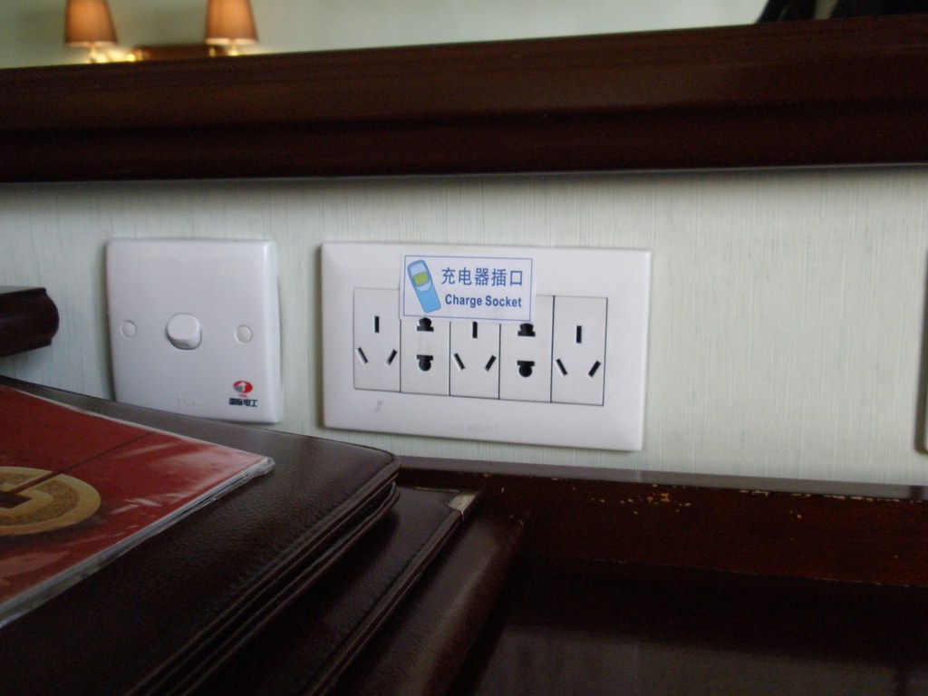 充電サービススポットも見逃せない