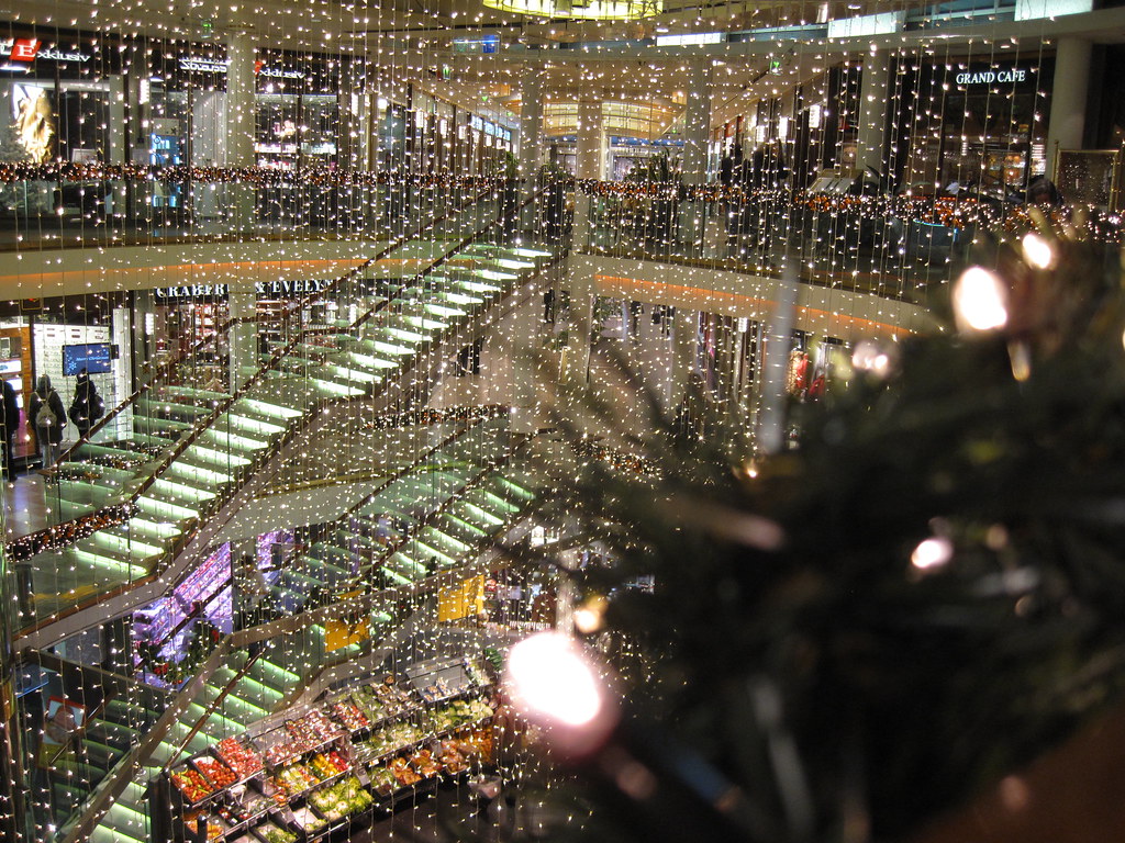 ウィーンの乗り継ぎ時間で立ち寄りたいショッピング施設「Ringstrassen Galleries」