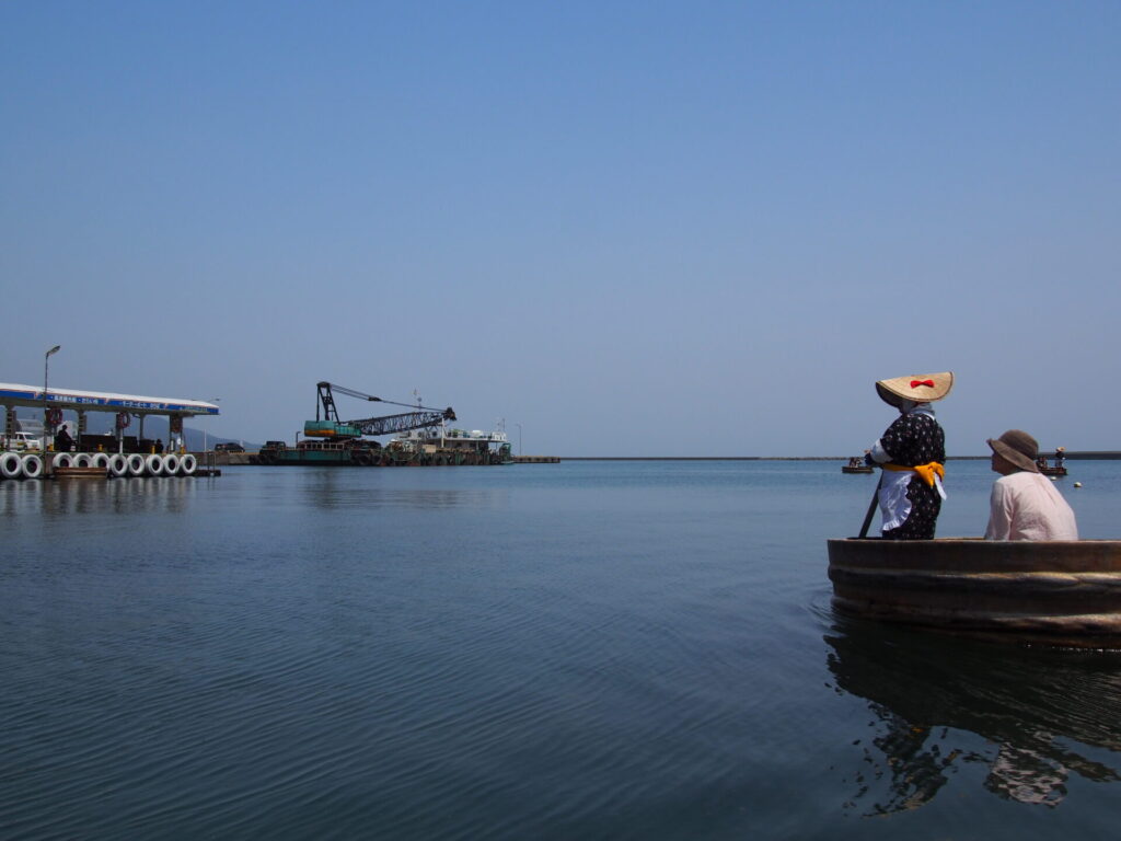 佐渡観光で体験したいたらい舟