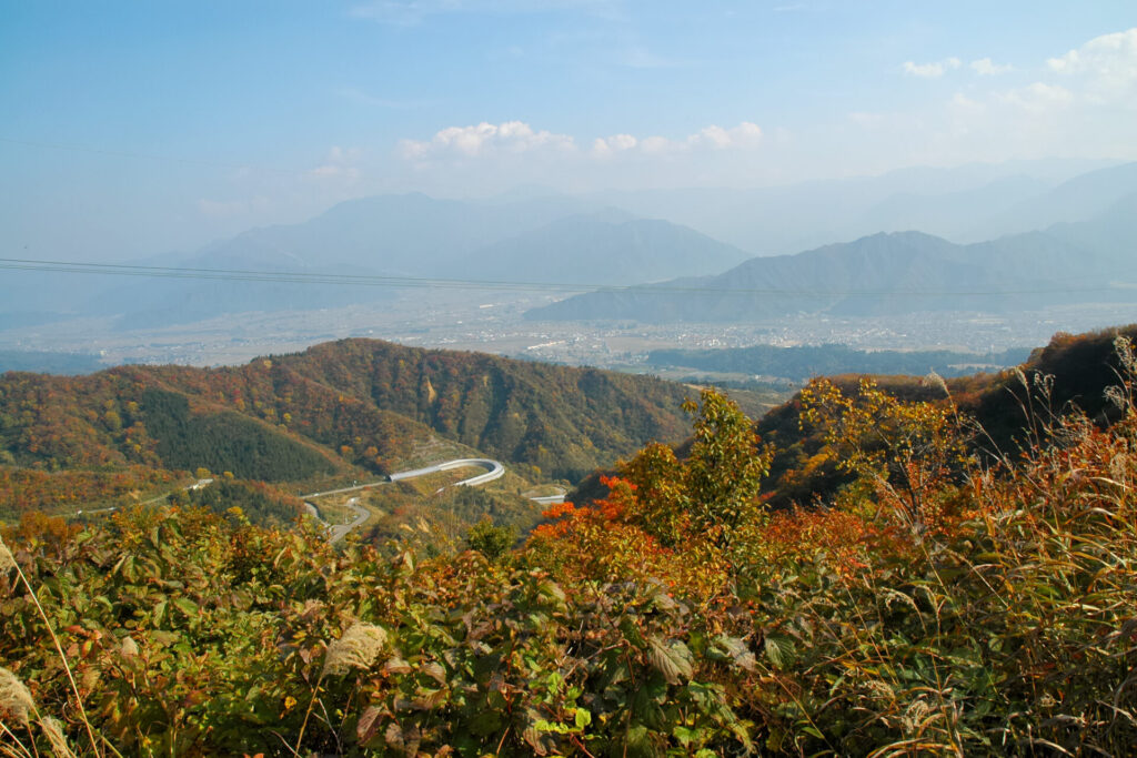 魚沼スカイラインから望む大自然の絶景