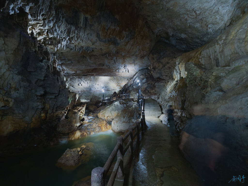 日本最大級の鍾乳洞「秋芳洞」