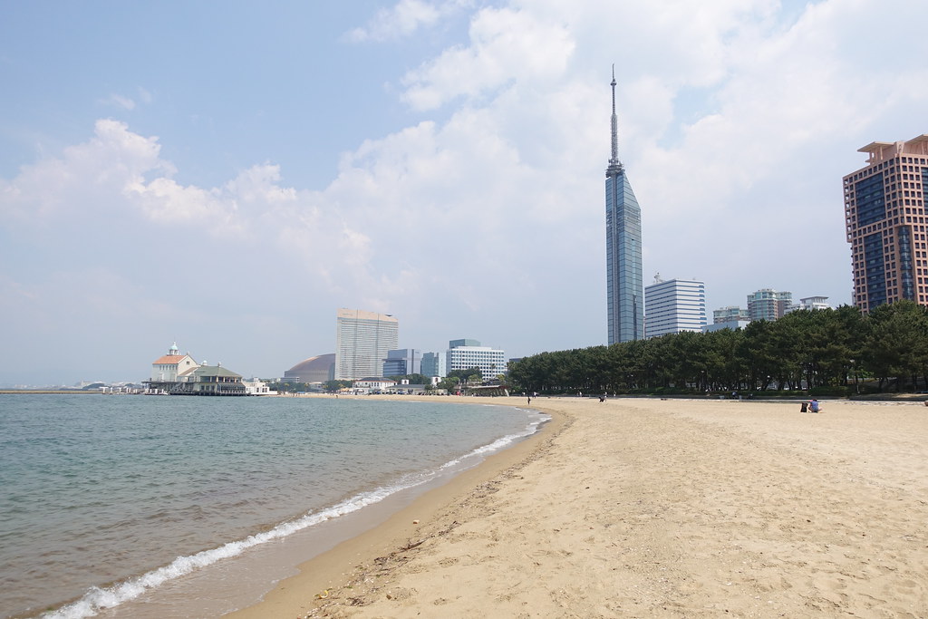 福岡観光で行きたいシーサイドももち海浜公園