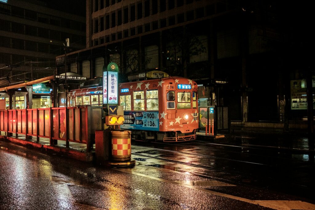 長崎の夜を散歩する