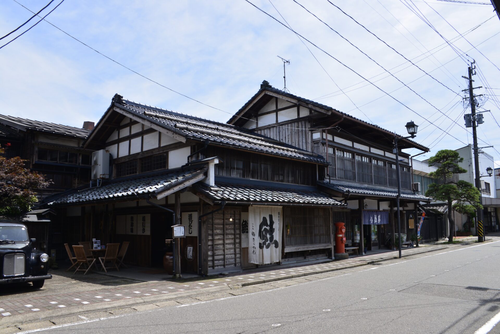 村上市内の風情ある街並み