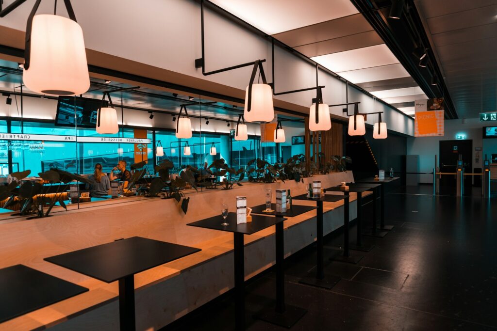 ウィーン国際空港のロビー