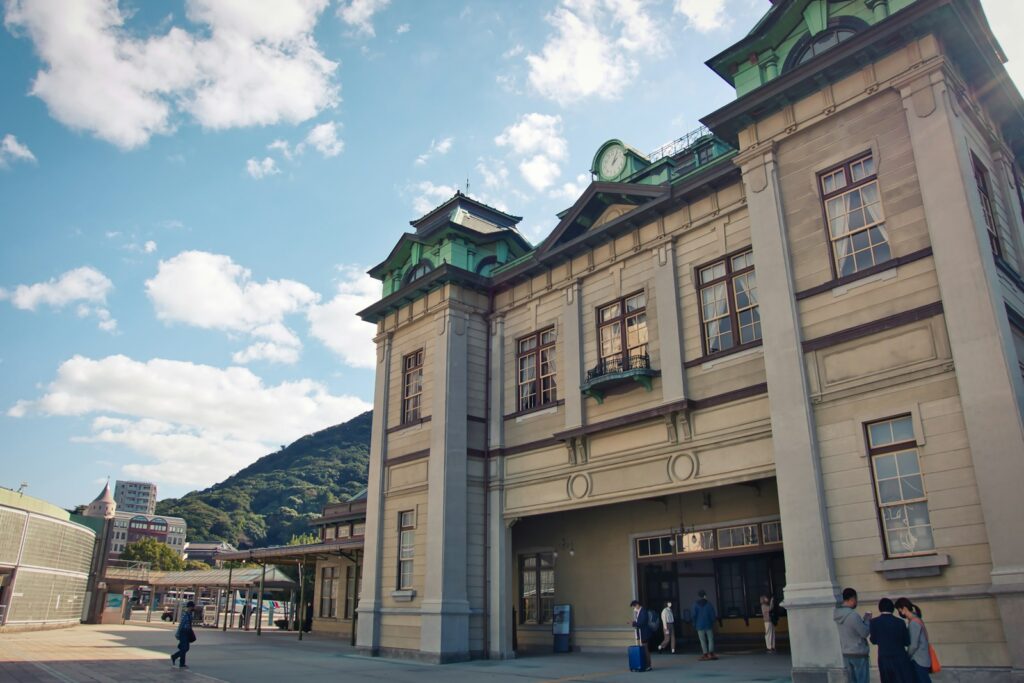 歴史とモダンな雰囲気が交錯する魅力的な門司港観光