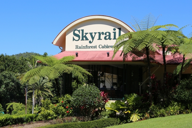 ケアンズスカイレールの入口