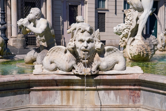 ローマの観光地であるナヴォーナ広場