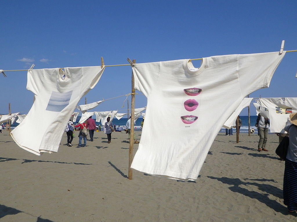 砂浜美術館では面白いアートが楽しめる