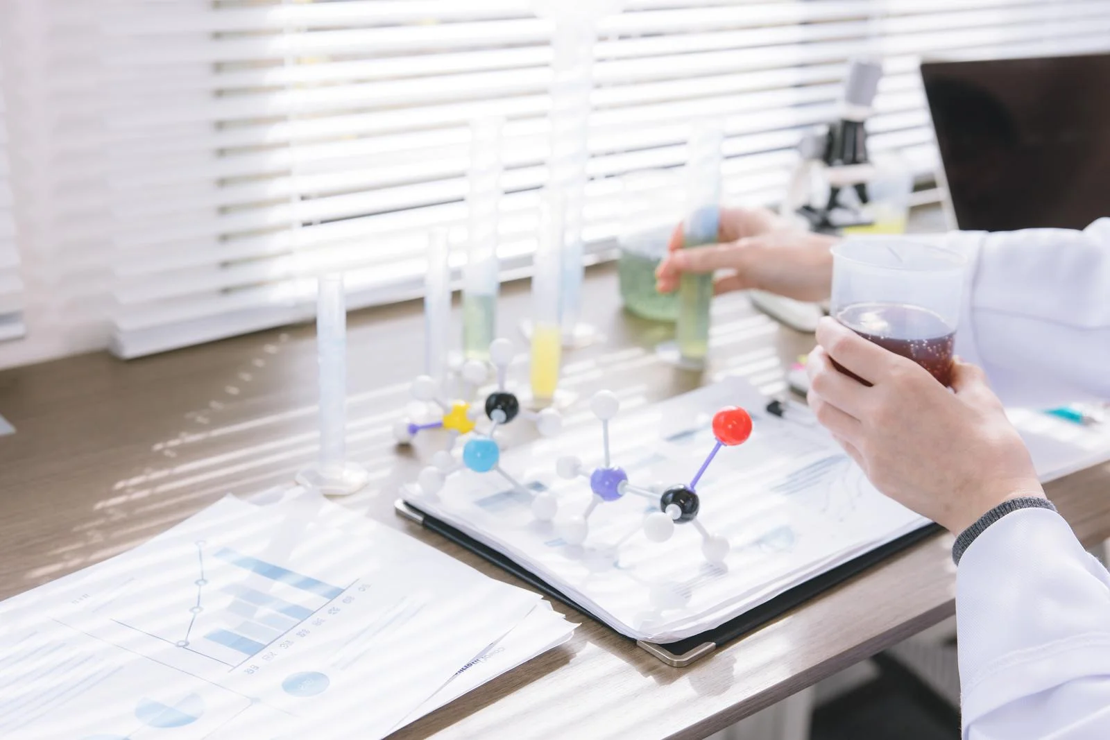 科学者のイメージ