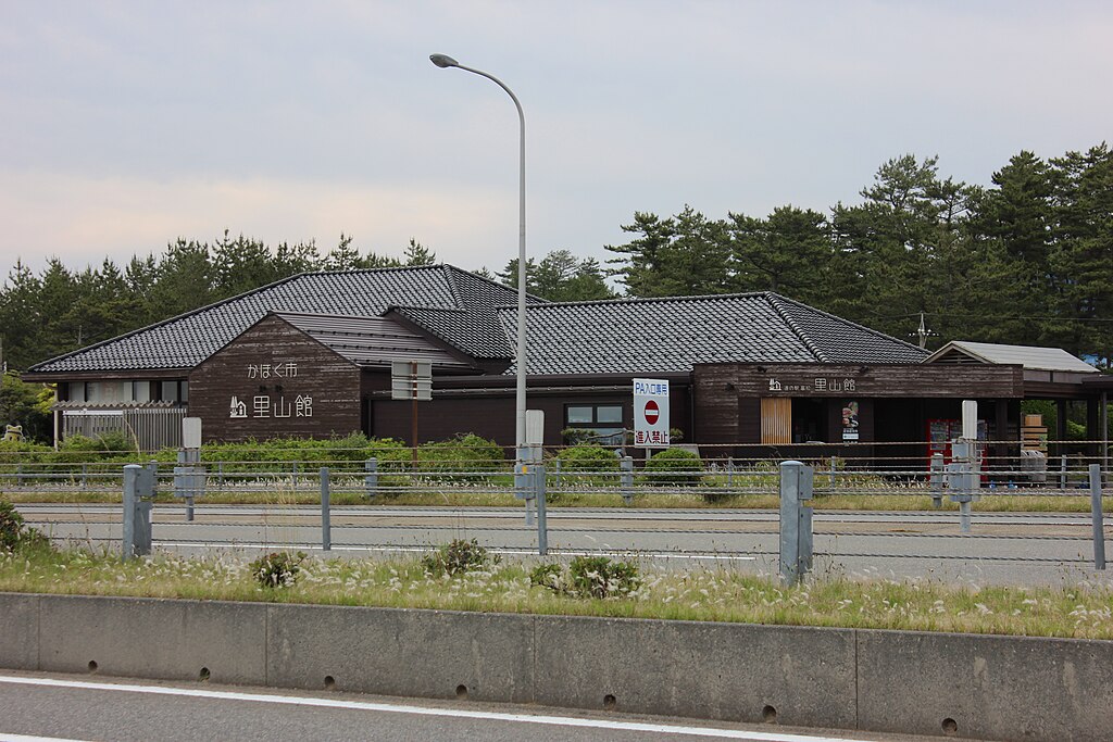 道の駅 高松では地元の特産品を買おう