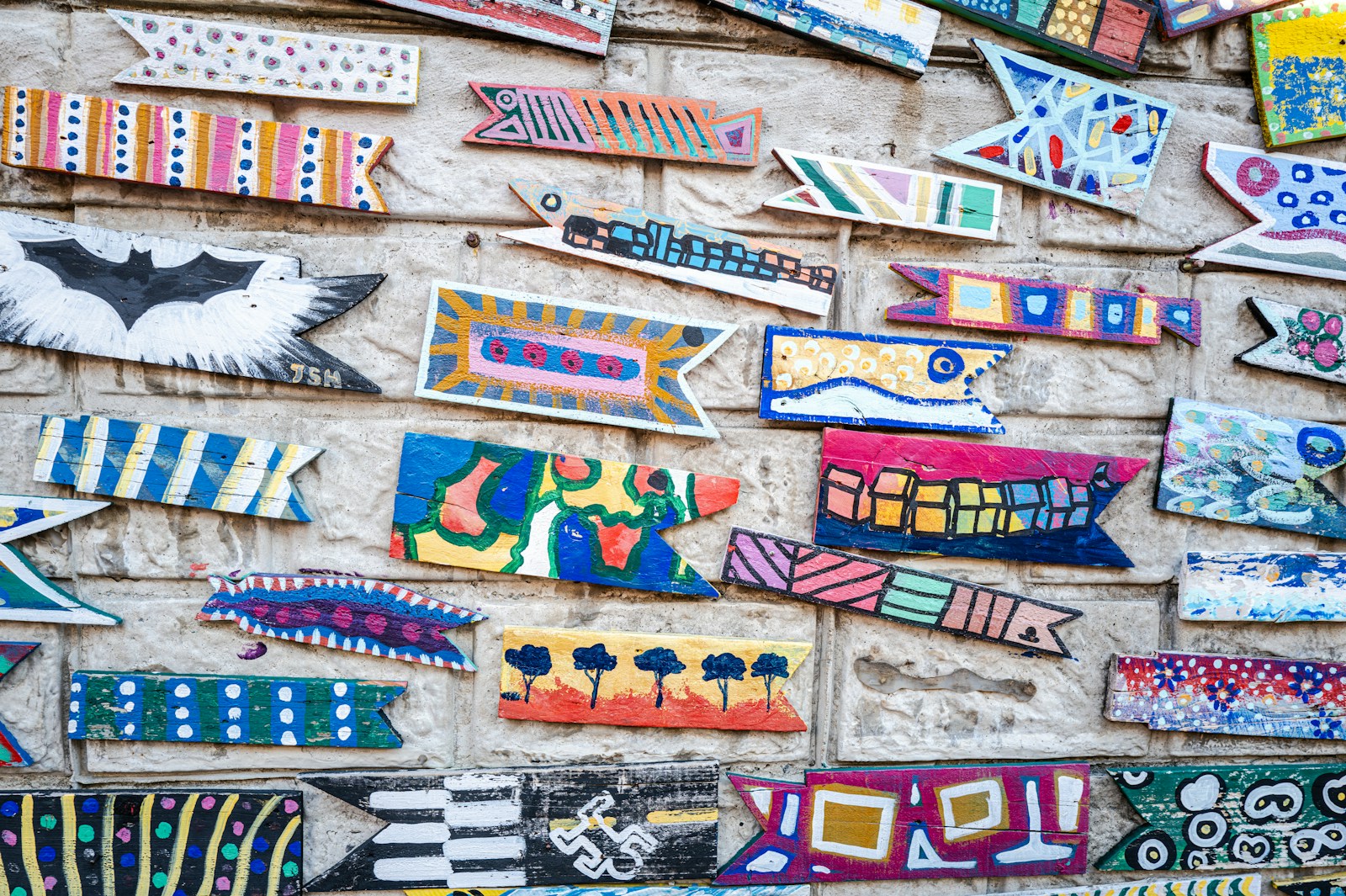 甘川文化村のカラフルな壁面アート