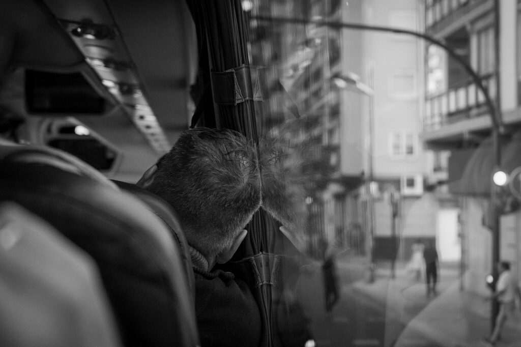 フランスのバス車内の様子