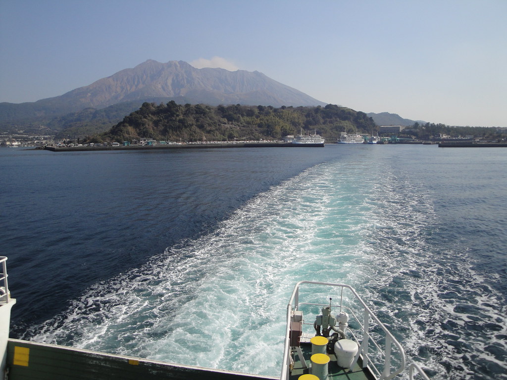 桜島港のフェリー　鹿児島