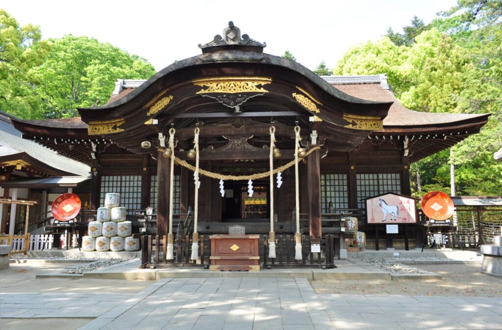 歴史好きにはたまらない観光スポット武田神社