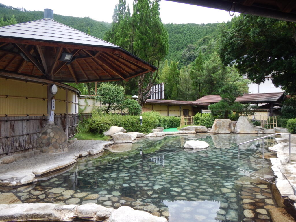 わたらせ温泉の大露天風呂