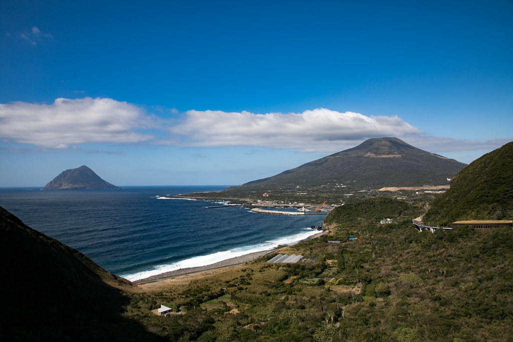 大自然に癒される八丈島観光へ