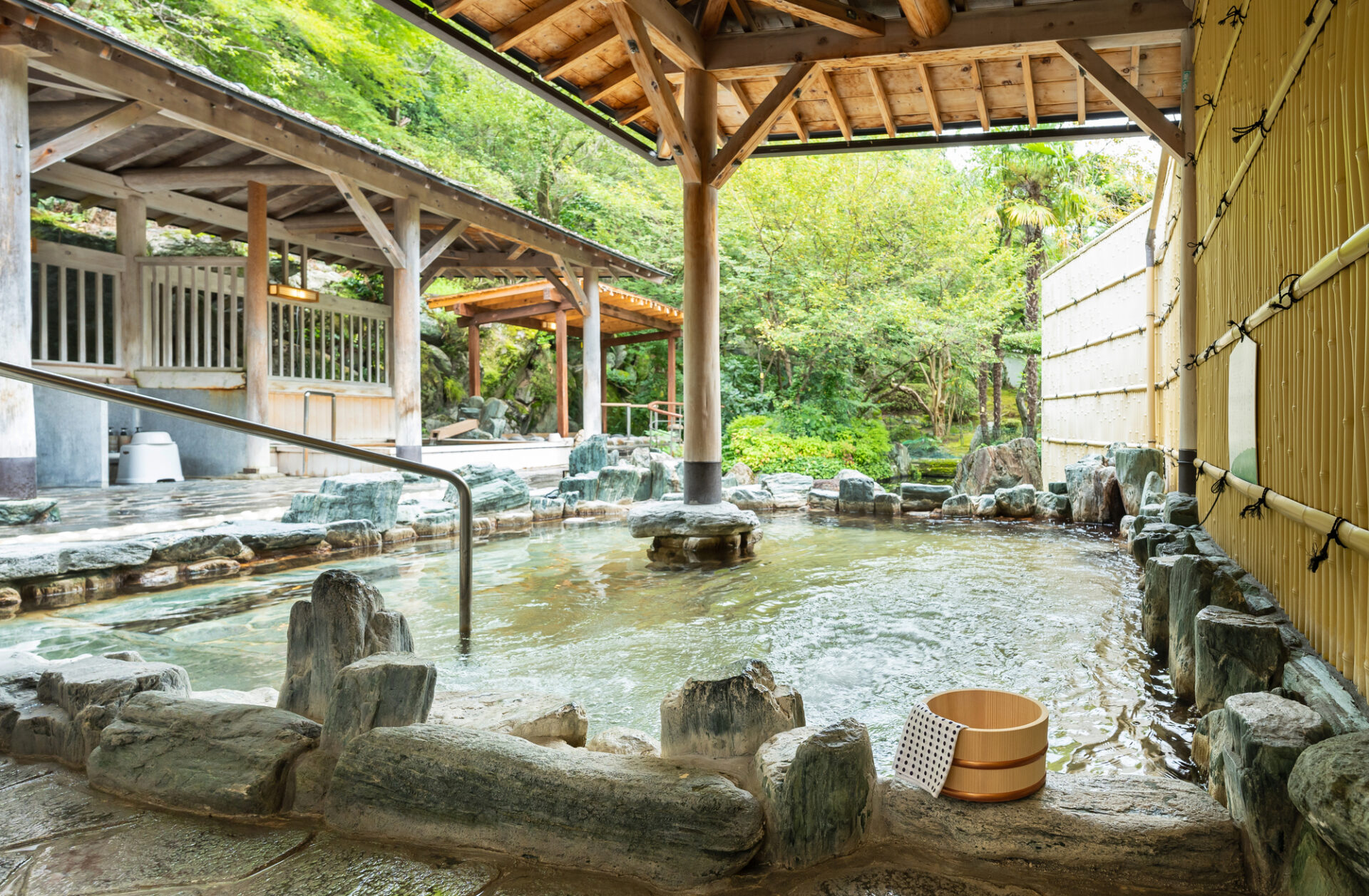 和倉温泉観光のモデルコースを一挙公開！見どころからアクティビティまで | VELTRA旅行ガイド