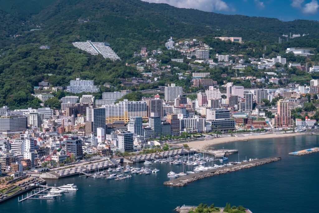 熱海の街並み・リゾート地の風景