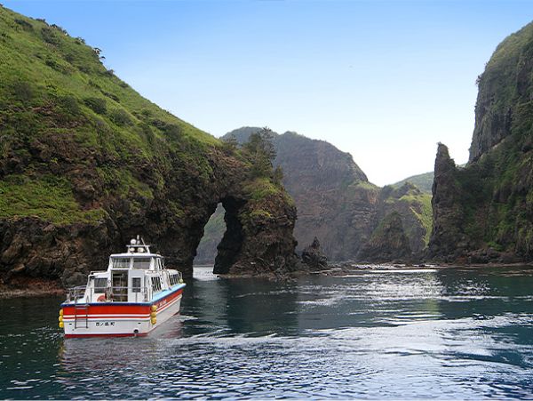 国賀巡り定期観光船