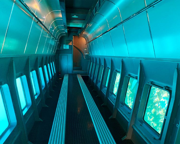 海中展望船あまんぼう