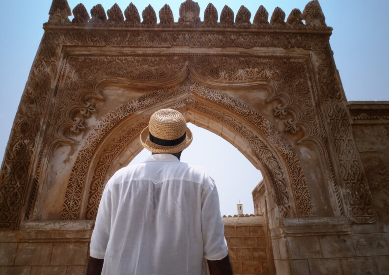 宿泊付きツアー